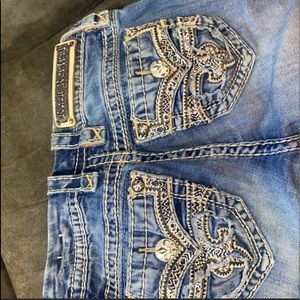 Rock revival size 24